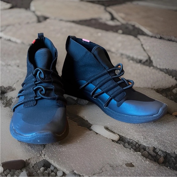 Sky Other - SKYE  Powll EL Slip-On Sneakers Mens 7 Women 8.5 Black Walking Casual VEGAN